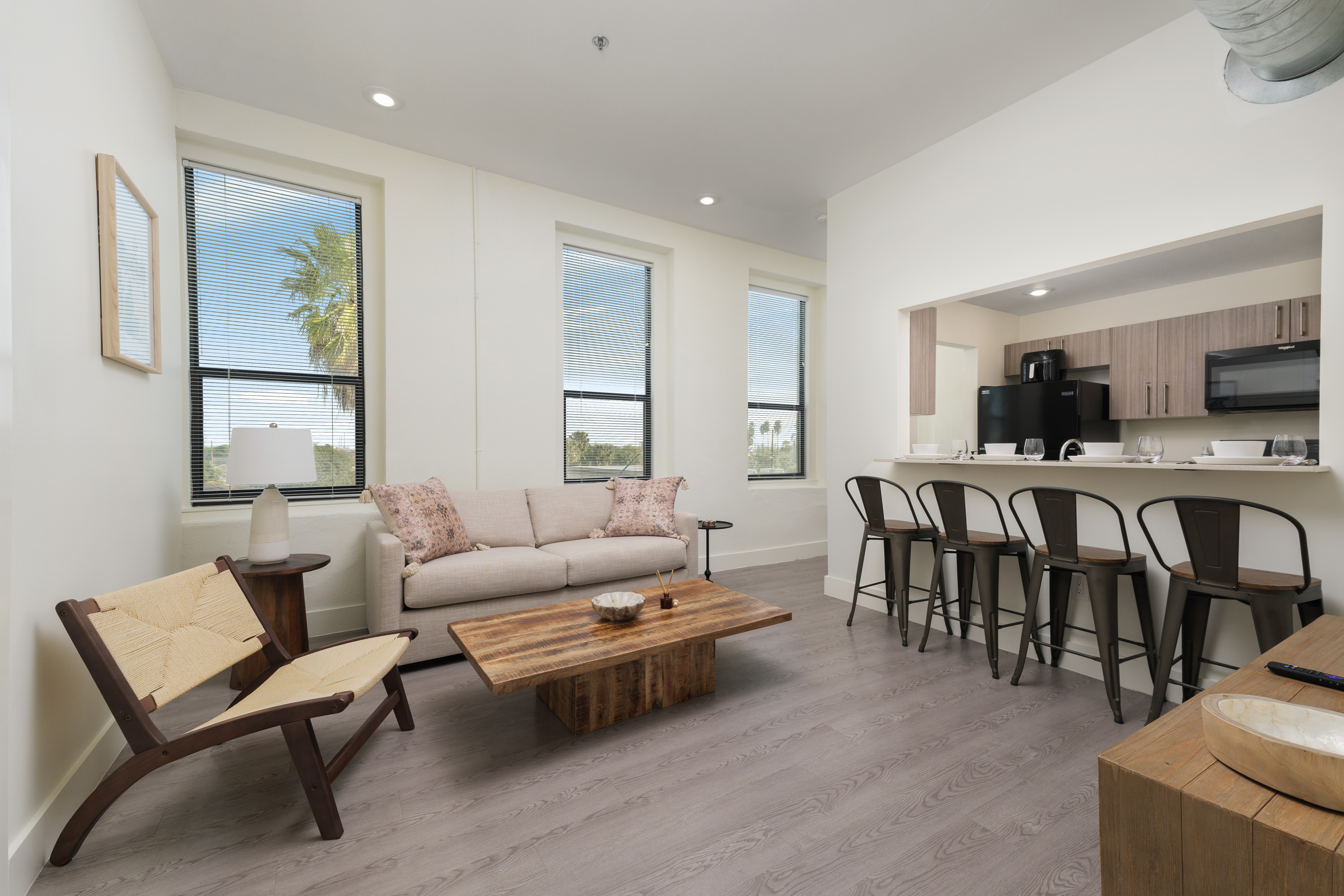 11th & Adams kitchen