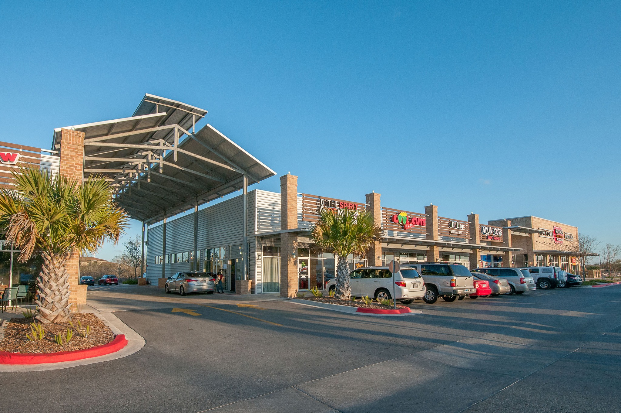 Morrison Plaza exterior