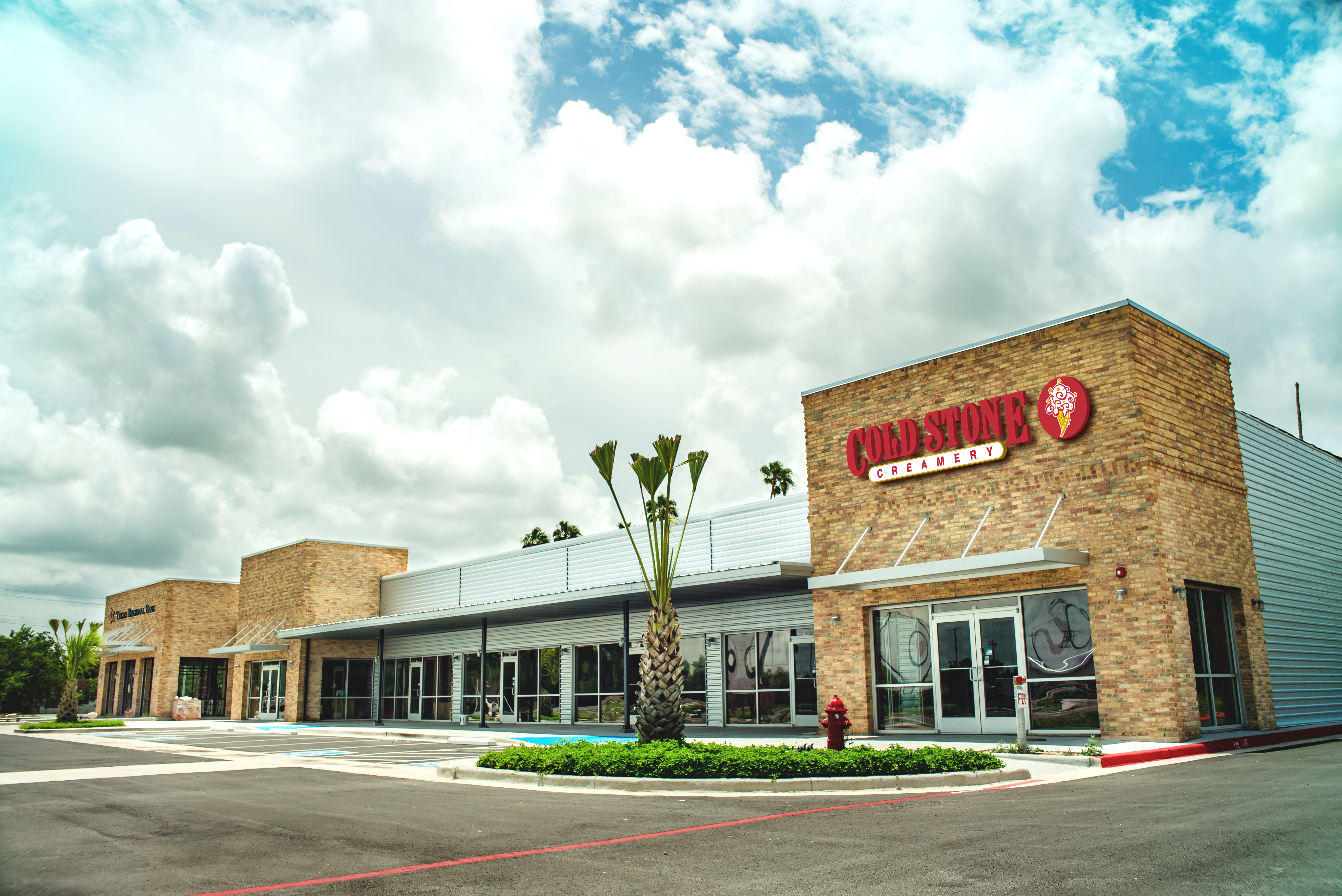 Resaca Village detail