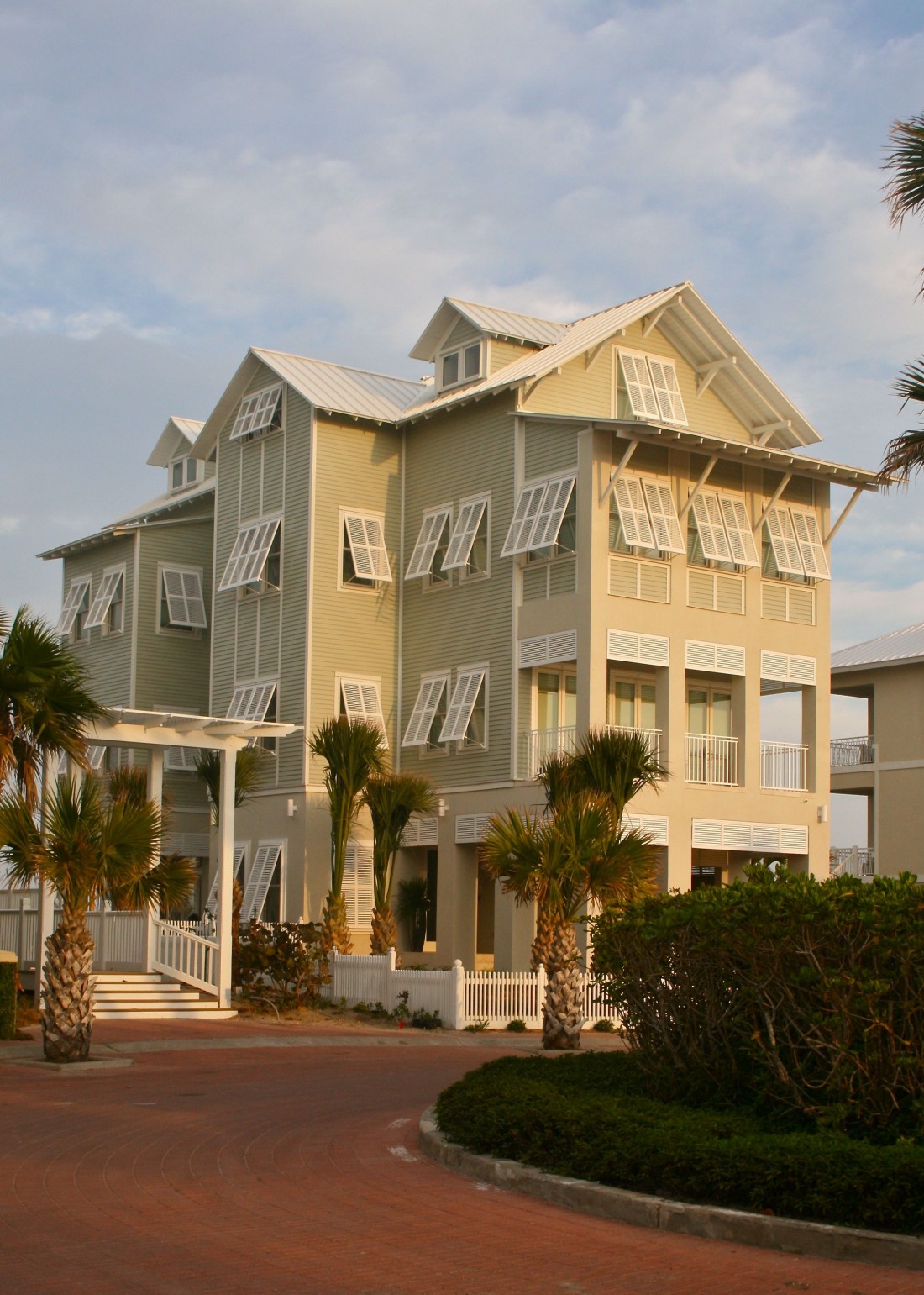 The Shores Residence exterior detail