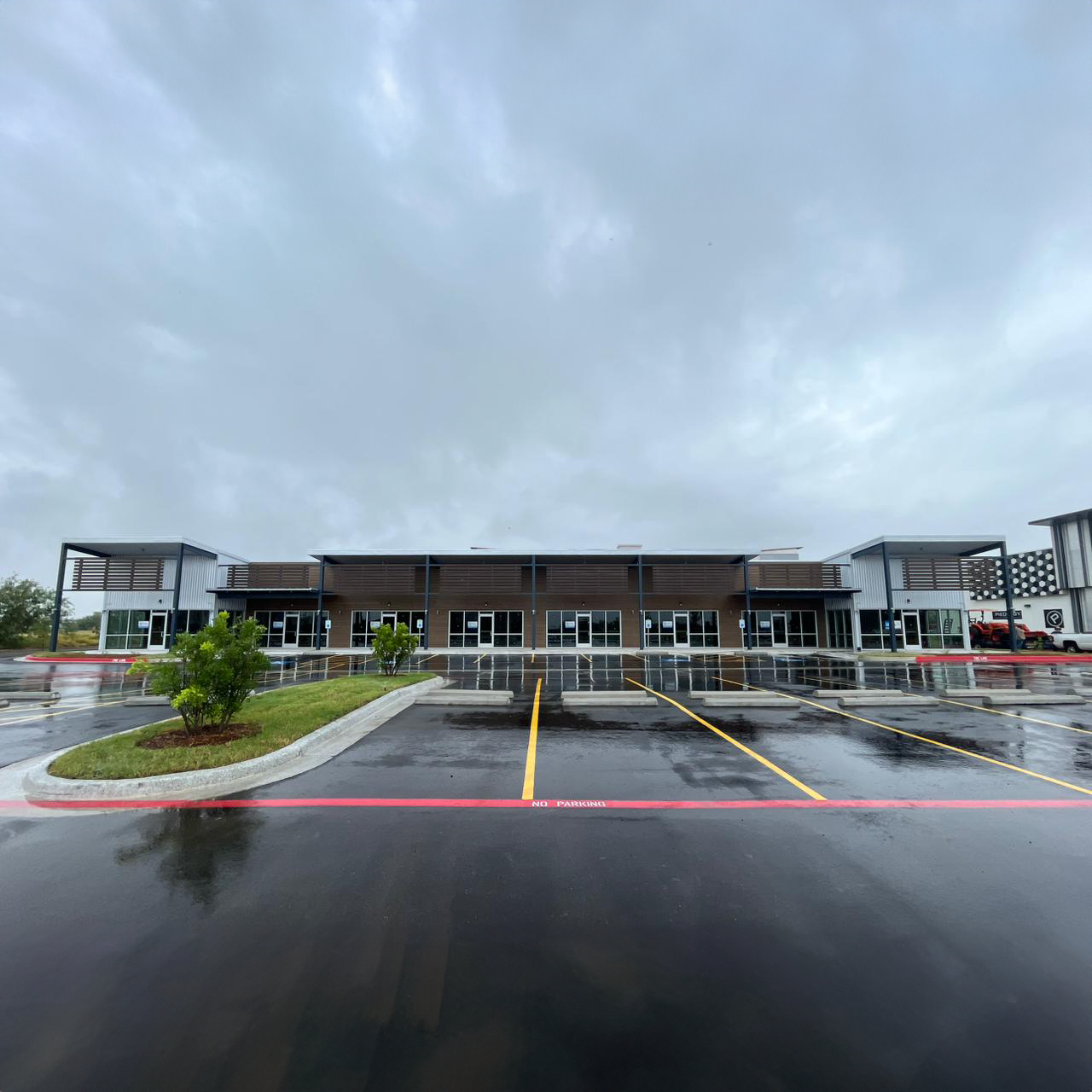 Trenton Center detail